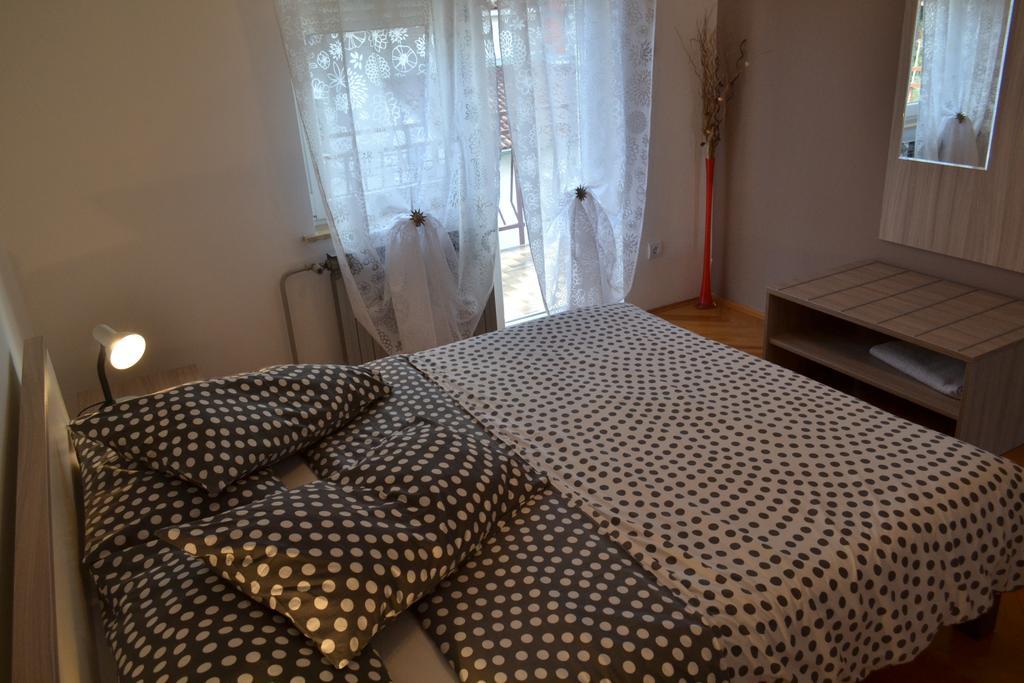Apartments Peloza Poreč Pokoj fotografie
