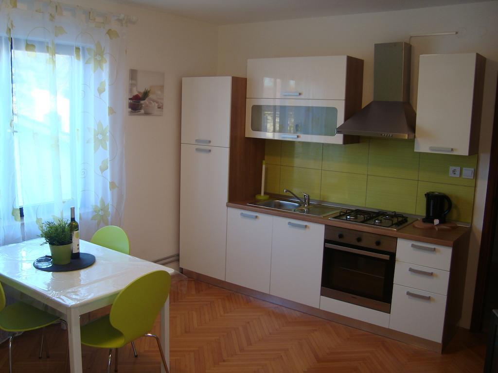 Apartments Peloza Poreč Pokoj fotografie